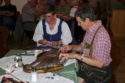 Stubenmusik Familie Forsthuber aus Wien. Zum Vergrern bitte anklicken